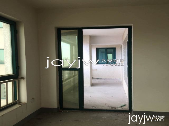 急卖！置信名都+好楼层+东边套毛坯房+1.25一平方！