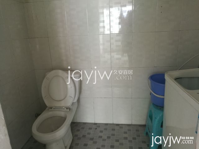 急售中心小区，龙港新联酒店附近