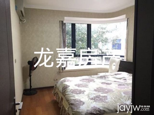 卧室