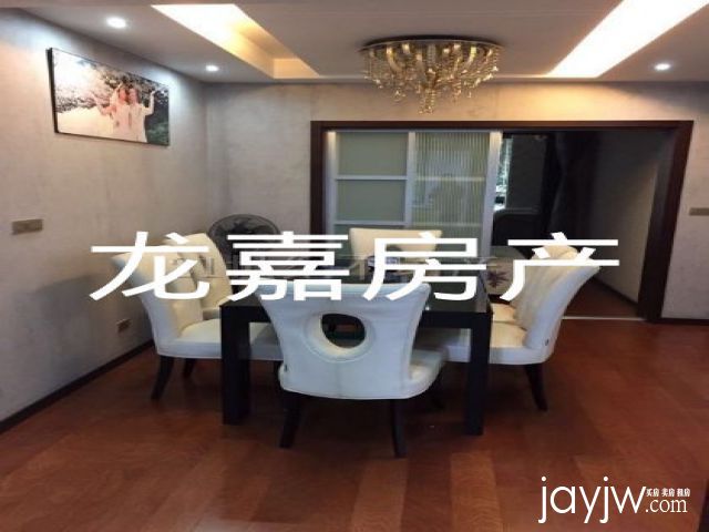 厨房