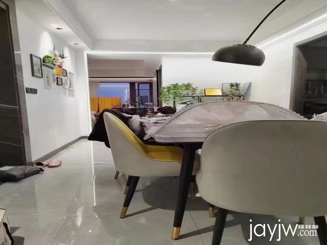 厅