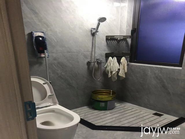 厅