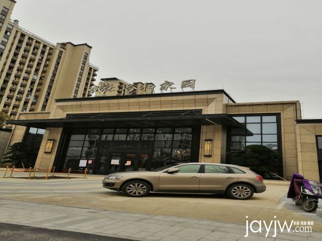 新天和家园120平方，10几楼东边套，满二了哦B08