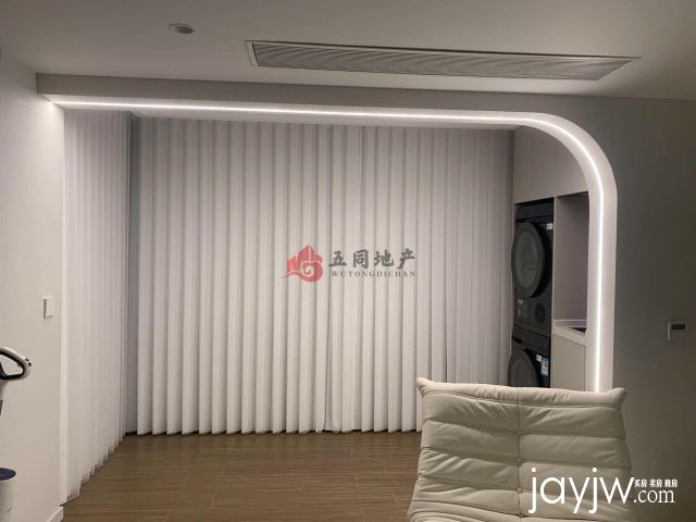 厅