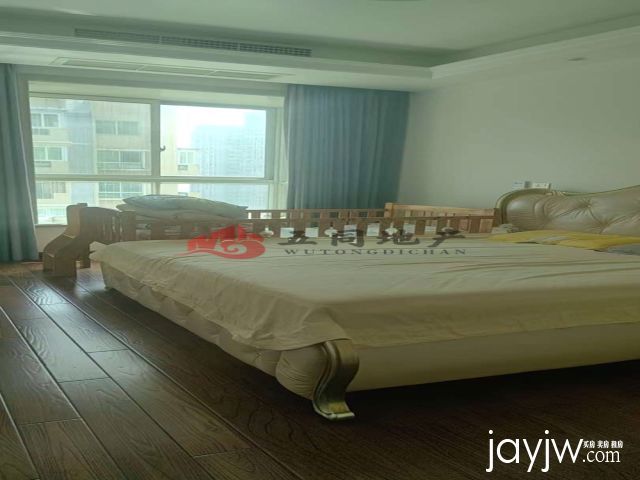 方城丽园 二小二中 学区房 证件齐全精装修 130平 只要108万