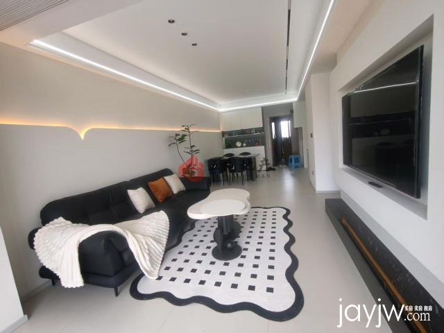 君悦嘉里 三证齐全 24楼 精装修  89平 总价96万 诚心出售-